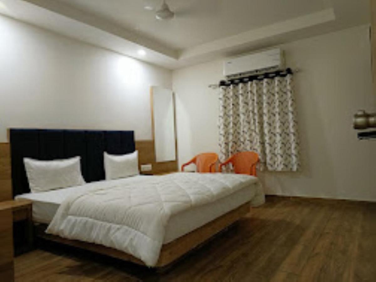 Hotel Kutchi Palace, Dwarka Εξωτερικό φωτογραφία