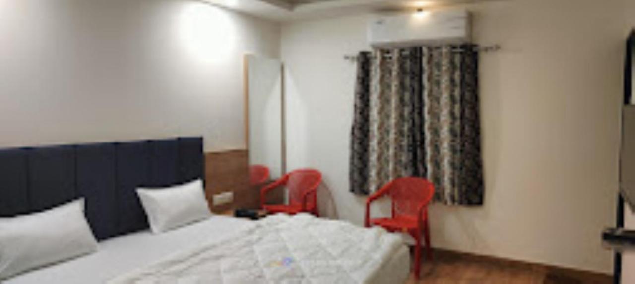 Hotel Kutchi Palace, Dwarka Εξωτερικό φωτογραφία
